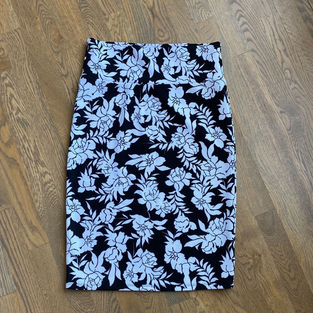 Lularoe Black and White Skirt, Medium